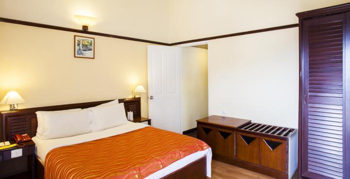 เดอะเซียนา วิลเลจ Hotel Chinnakanal ภายนอก รูปภาพ