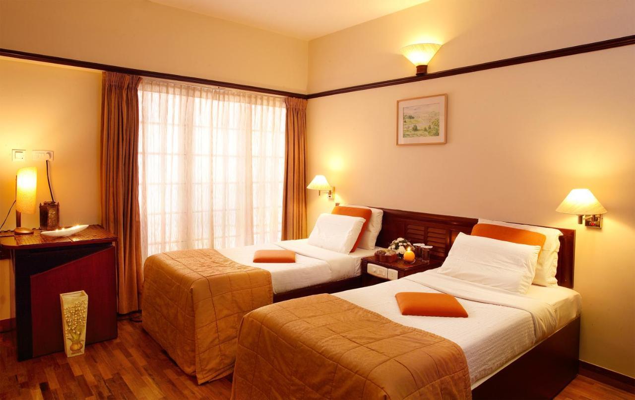 เดอะเซียนา วิลเลจ Hotel Chinnakanal ภายนอก รูปภาพ